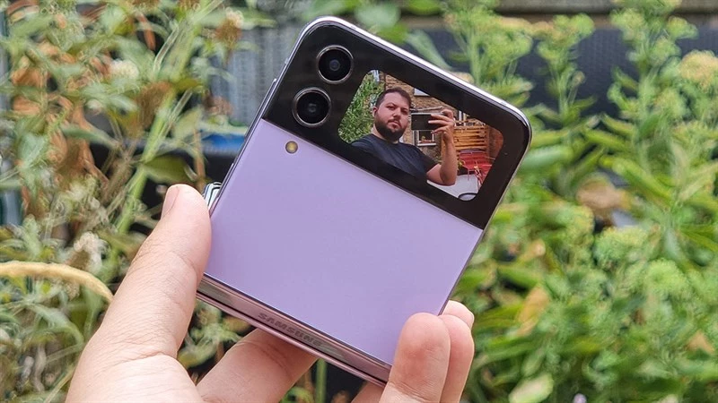 Samsung Galaxy Z Flip 7: Những Điểm Nổi Bật Đáng Mong Chờ?