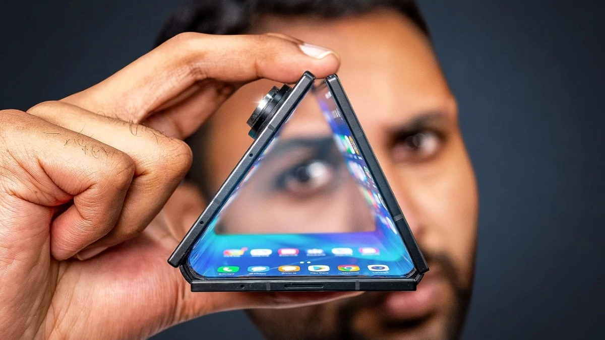 Samsung Galaxy Z TriFold: Siêu phẩm màn hình gập ba mở ra kỷ nguyên di động mới