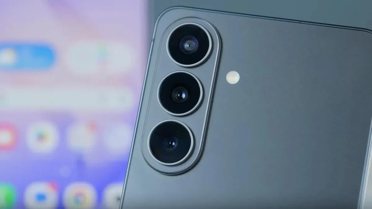 Samsung Galaxy S26 – Siêu phẩm Flagship 2026 với AI & Màn hình bảo mật